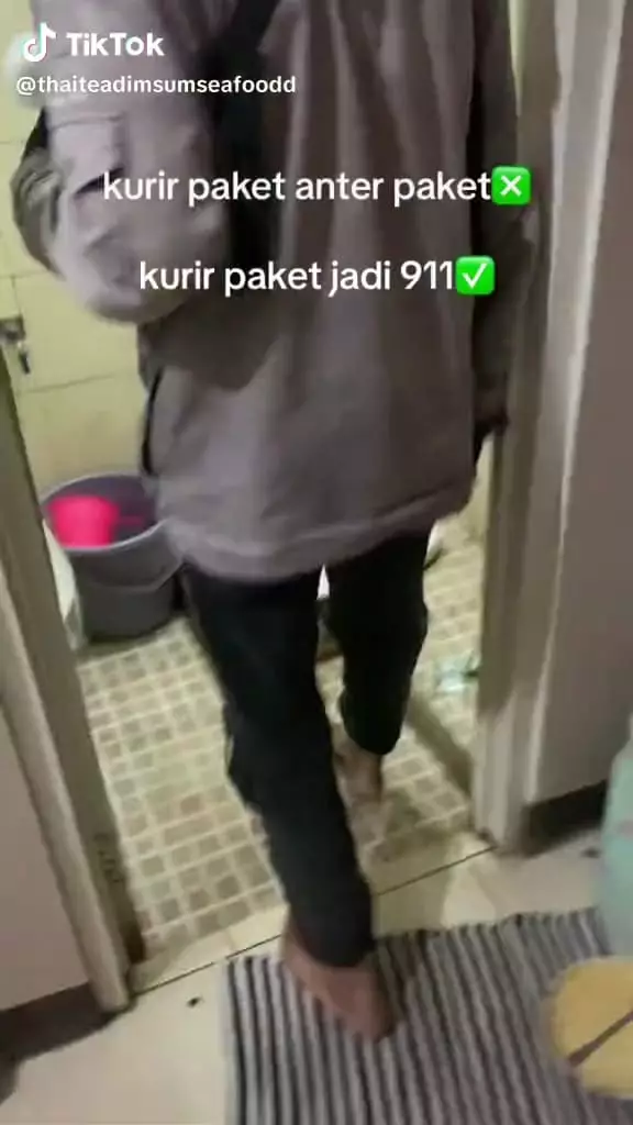 Kurir kerja tambahan © TikTok Kurir kerja tambahan © TikTok