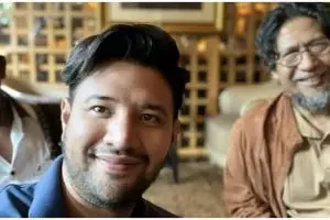 Ayah Ammar Zoni meninggal dunia, begini 11 potret kenangan kebersamaannya bareng sang aktor