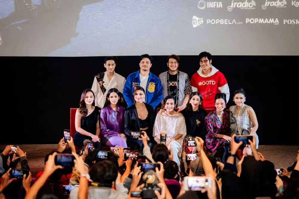 film #OOTD jadi ajang debut dimas anggara sebagai sutradara © berbagai sumber film #OOTD jadi ajang debut dimas anggara sebagai sutradara © berbagai sumber