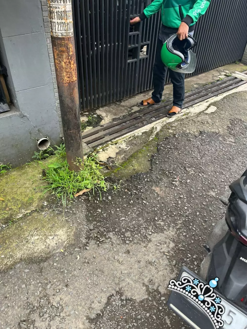 cerita ojol punya rumah tingkat © berbagai sumber