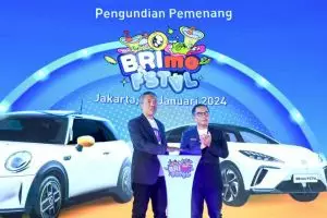 15 Nasabah BRI Beruntung Dapat Mobil Listrik Keren dari Program BRImo FSTVL 2023!