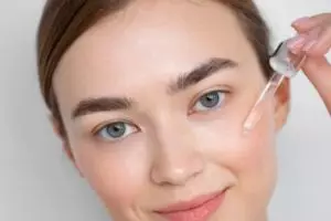 11 Skincare untuk kulit kusam dan gelap merek lokal harga di bawah Rp 100 ribu, wajah cerah merata