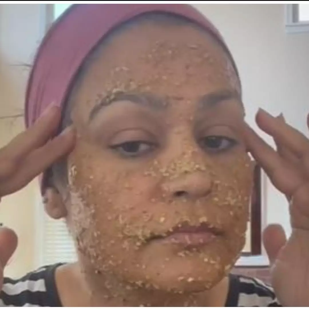 Bukan pakai masker putih telur, trik kencangkan wajah kendur ala wanita ini cuma butuh 3 bahan dapur