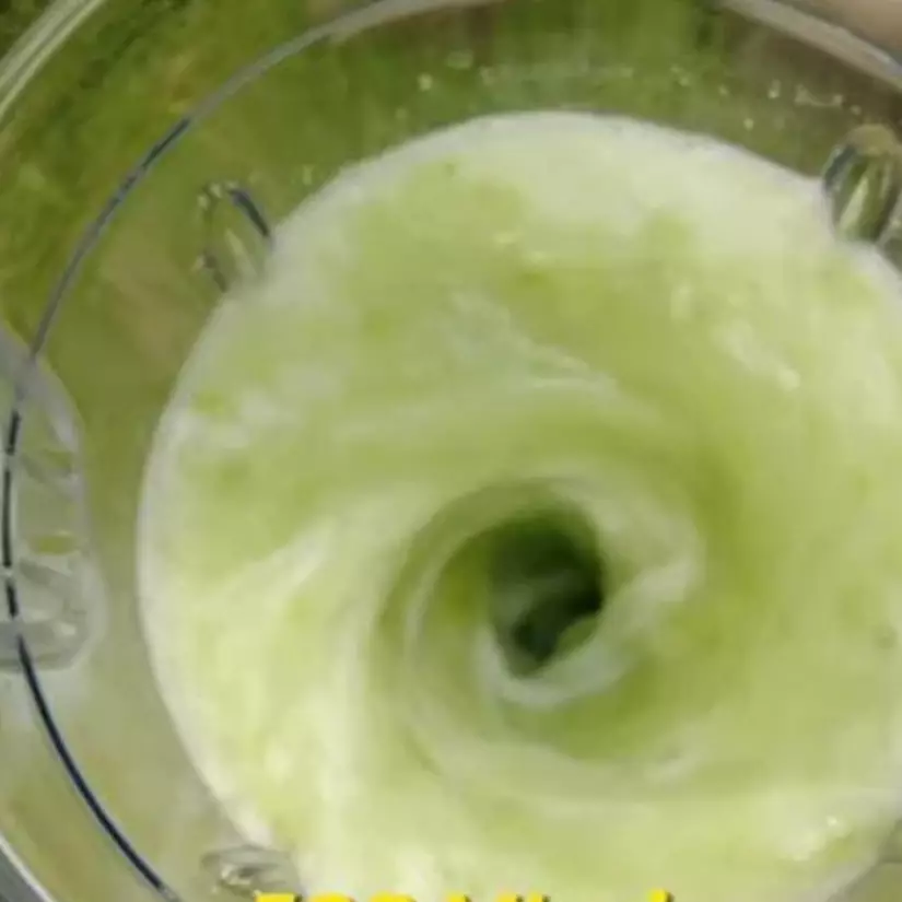 Wajah terlihat 10 tahun lebih muda, ini trik pudarkan tanda penuaan kulit pakai 3 jenis buah