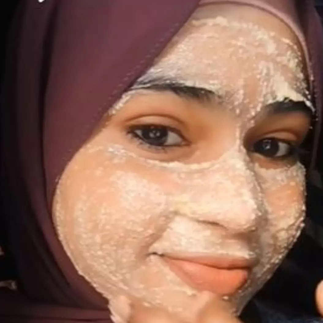 Tak cuma pakai oatmeal, ini trik atasi wajah berpori-pori besar dengan tambahan 1 jenis buah