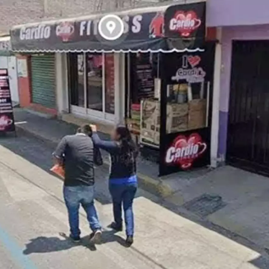 Namanya juga hubungan, wajar kalau marahan, 11 potret lucu pasangan lagi nggak akur ini bikin ketawa