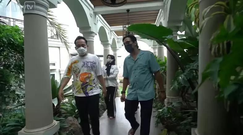 kolam renang Denny Cagur © berbagai sumber