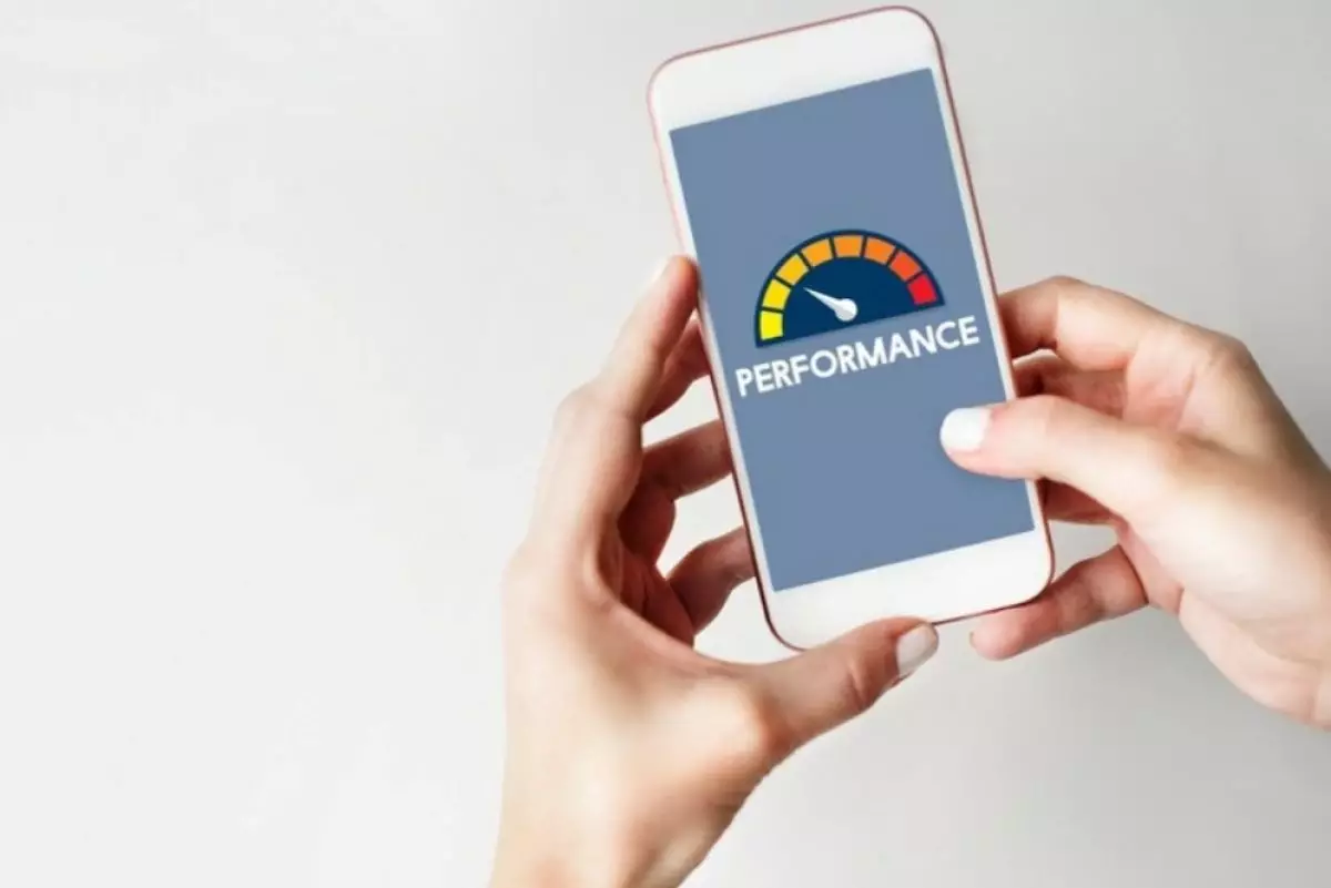 Smartphone Android kamu mulai lemot? Begini 8 Cara mempercepat sekaligus menghemat baterainya