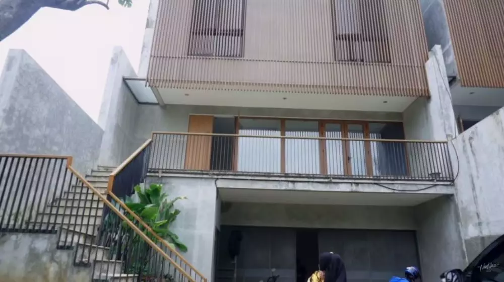 potret rumah nisya ahmad © YouTube