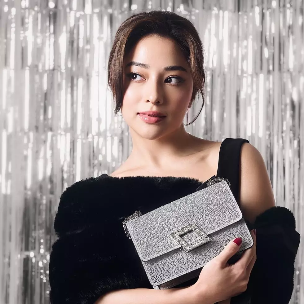 Potret fasad ala American classic milik 9 seleb ini bak Istana daripada rumah, punya Prilly 4 lantai