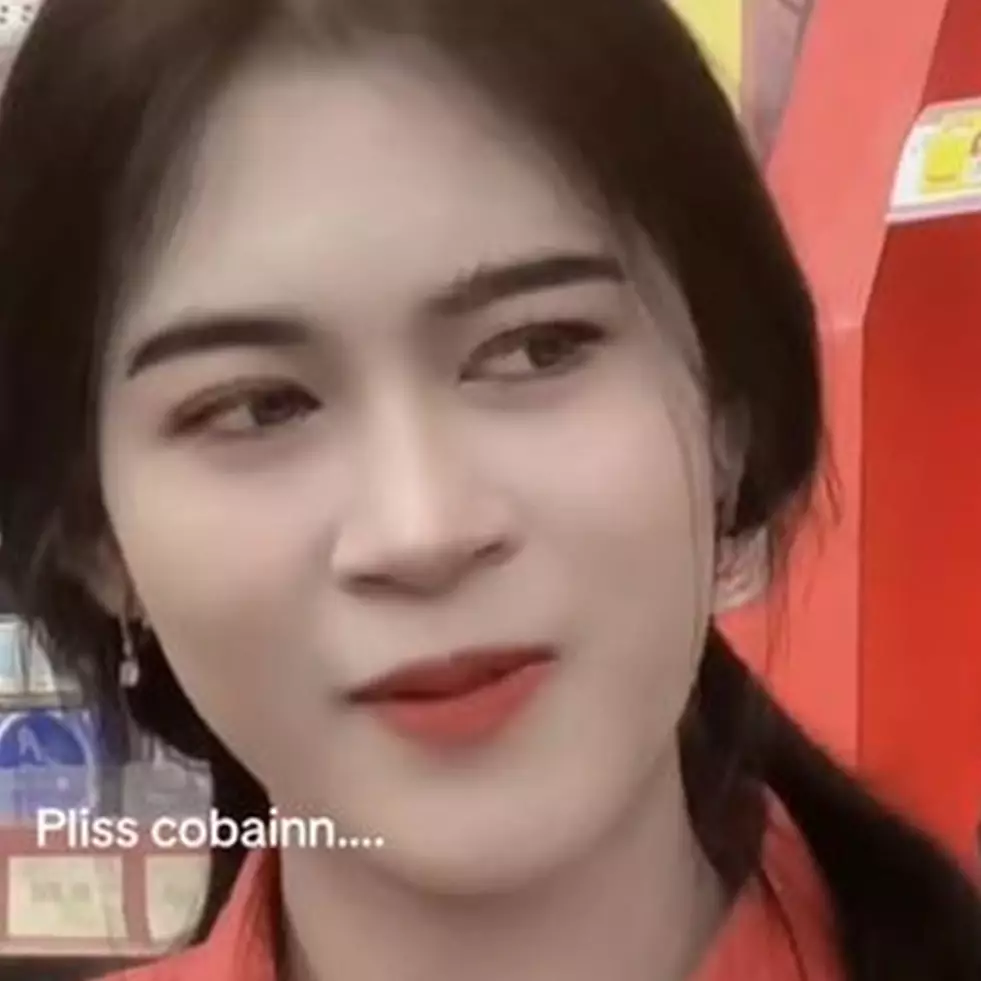 Diajak kencan customer, cara menolak kasir minimarket ini bikin salut, warganet banyak yang relate
