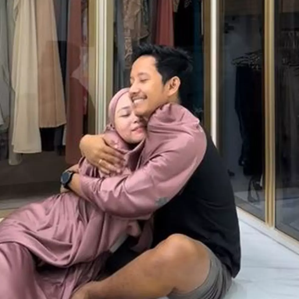 Bukan kue tart, perempuan ini beri kejutan berbeda untuk rayakan ultah suaminya, bikin nggak kepikiran