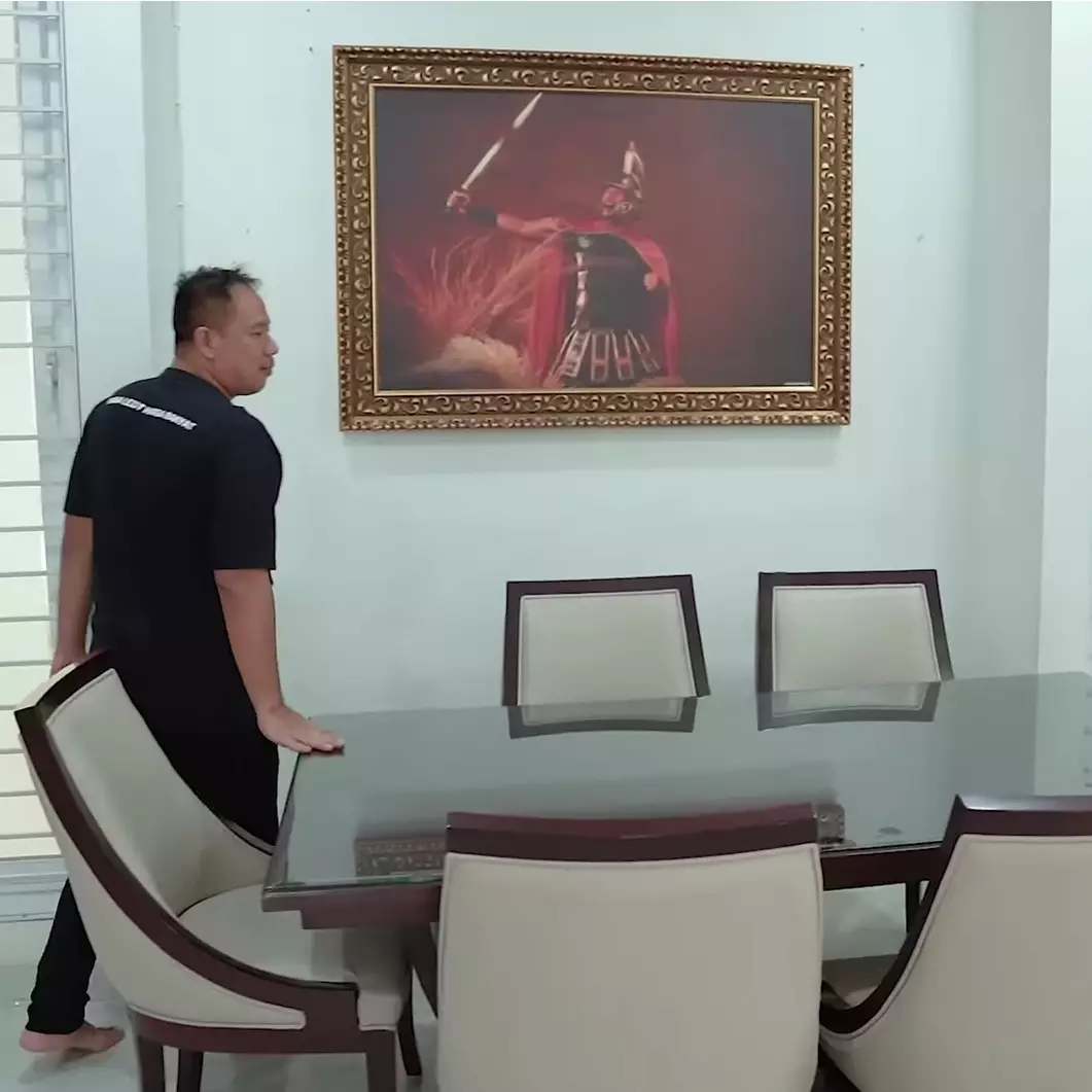 9 Potret rumah gedong Vicky Prasetyo yang bobol tabungan buat nyaleg, dapur kotor tampilan sederhana