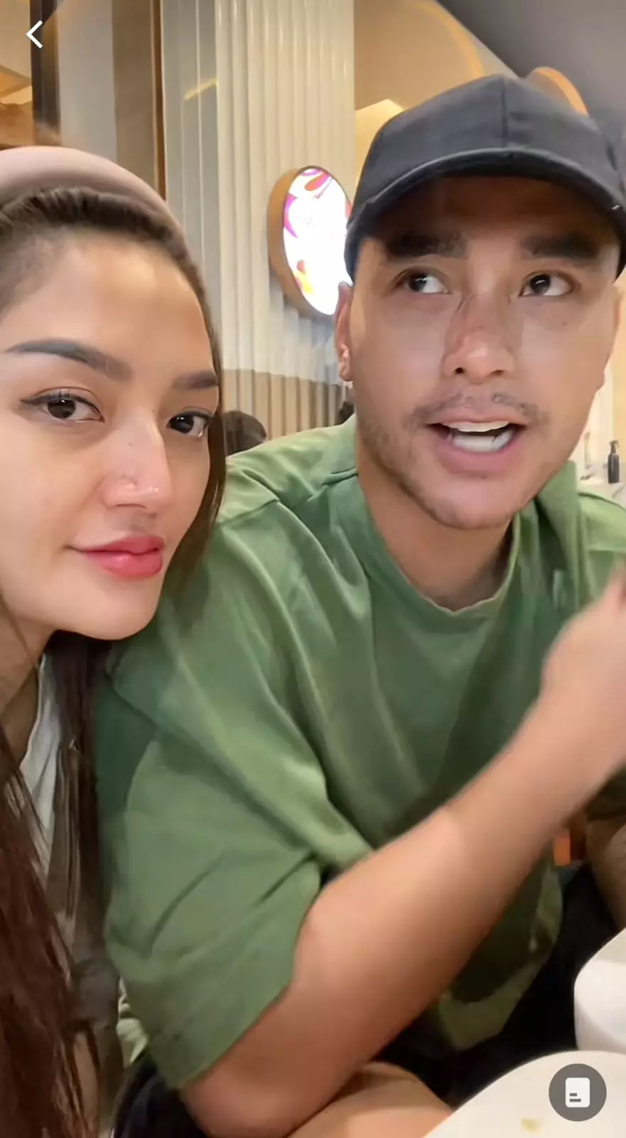 Suami Siti Badriah dibentak pegawai playground © berbagai sumber