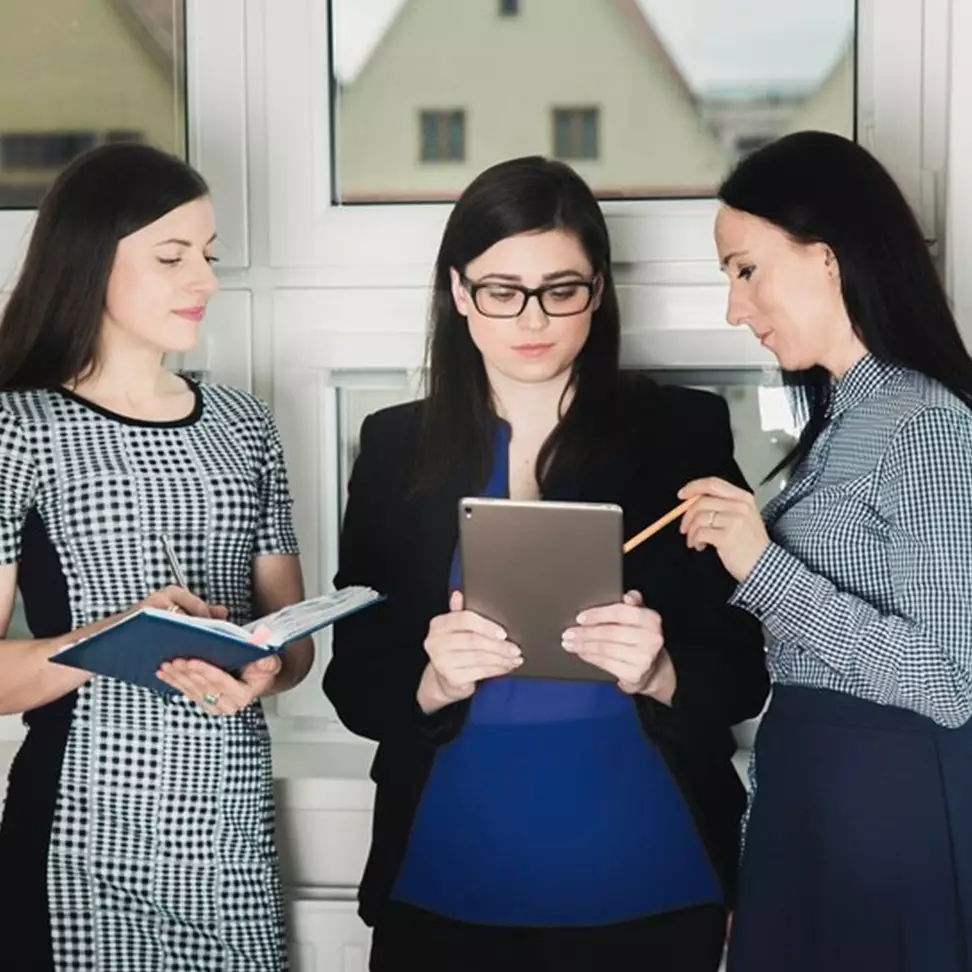 150 Kata-kata sindiran buat orang yang pura-pura baik, menohok dan menyentuh hati