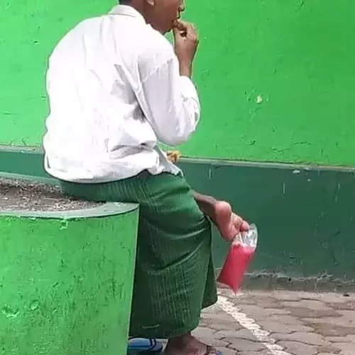 minum nyeleneh tak tertolong berbagai sumber