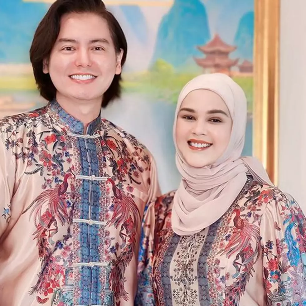 Karier sempat merosot kini punya rumah 4 lantai, 9 potret dapur Roger Danuarta ada rak otomatis