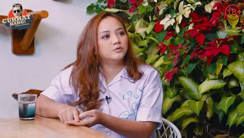 alasan istri gugat cerai kurnia meiga © YouTube alasan istri gugat cerai kurnia meiga © YouTube