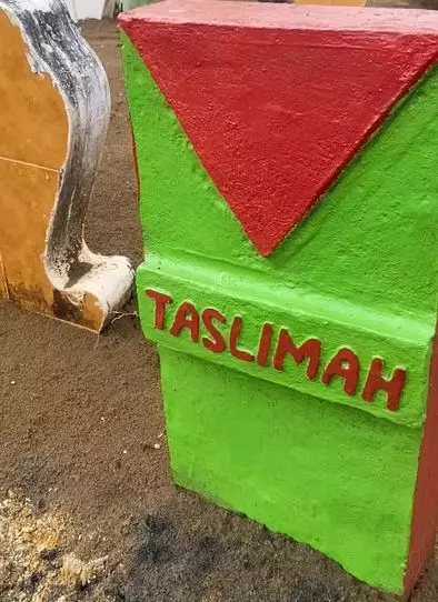 aksi bocah saat diajak ziarah makam kakeknya TikTok