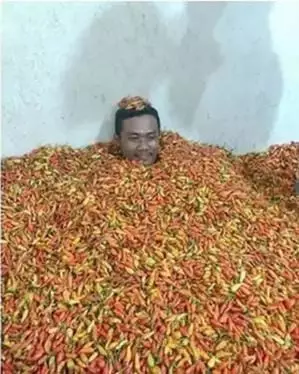 orang nyantai tanpa beban berbagai sumber