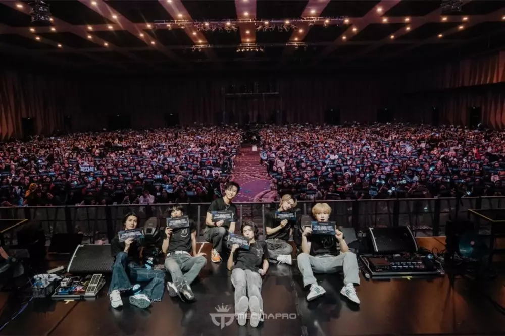 Xdinary Heroes janji akan kembali ke Indonesia © 2024 brilio.net