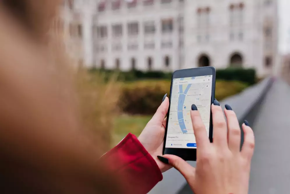 Cara membagikan lokasi kamu di perangkat Android menggunakan Google Maps