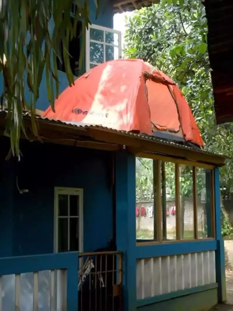 serba serbi kemah nyeleneh berbagai sumber