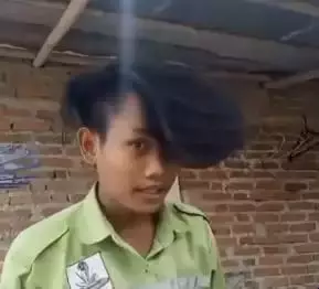 rambut nyeleneh bikin ilfeel berbagai sumber