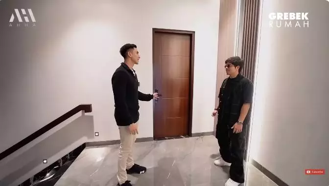 potret walk in closet verrel bramasta © YouTube potret walk in closet verrel bramasta © YouTube