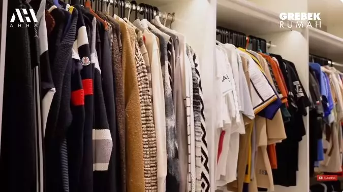 potret walk in closet verrel bramasta © YouTube potret walk in closet verrel bramasta © YouTube