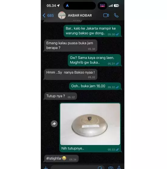 Chat lucu dengan teman nggak nyambung Berbagai sumber