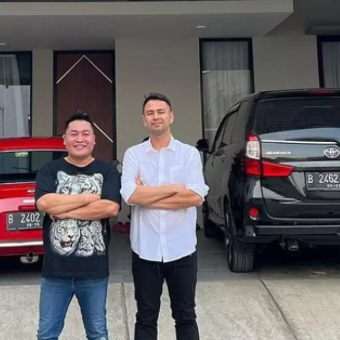 Buka pintu pakai kode, 9 potret kamar Merry asisten Raffi Ahmad interiornya nggak kalah dengan hotel