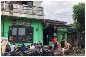 Kisah Bu Haryoko, pertahankan cita rasa sop empal legendaris di Muntilan selama setengah abad