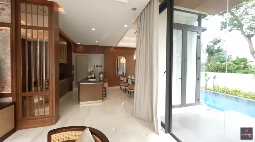 dapur bersih Luna Maya rumah baru © YouTube dapur bersih Luna Maya rumah baru © YouTube