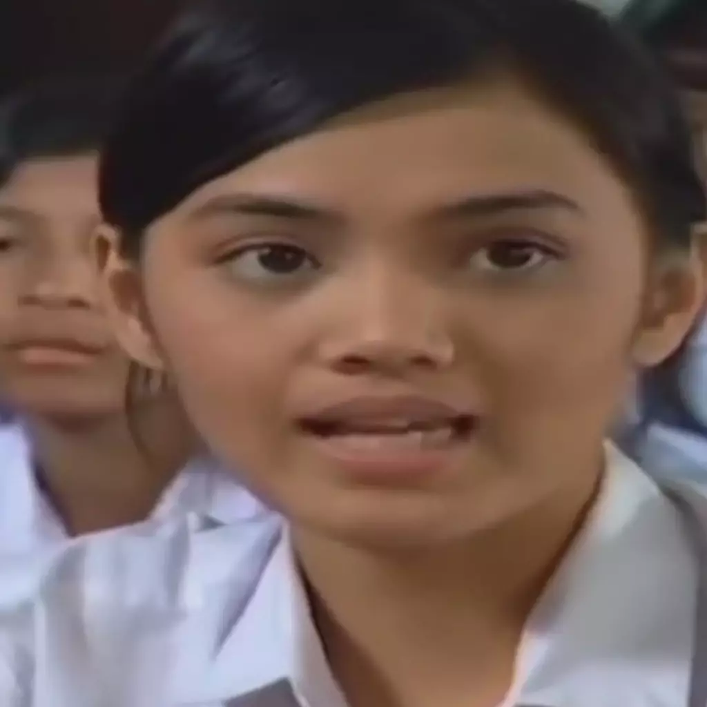 Aktris di sinetron Kiamat Sudah Dekat kini jadi istri cicit sambung Soekarno, ini 11 potret terbarunya