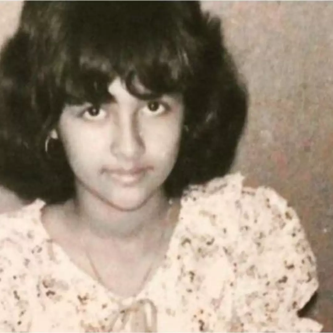 Bocah berparas bule ini gedenya hits di Warkop DKI, kini jadi mantan diplomat dan tinggal di Amerika