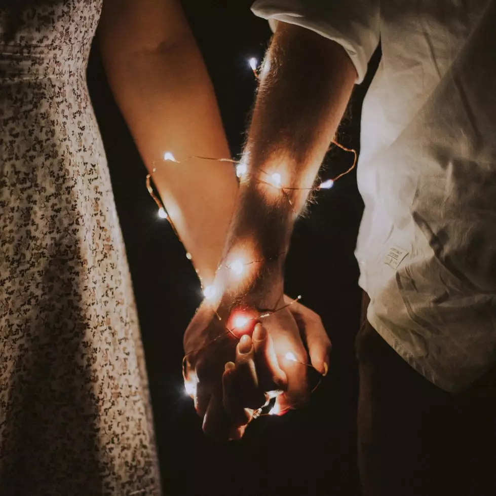 100 Kata-kata kesetiaan tentang berumah tangga, menua bersama dengan pasangan