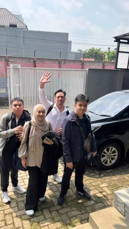 keberangkatan Cindy Tengku ke Kanada © Instagram keberangkatan Cindy Tengku ke Kanada © Instagram
