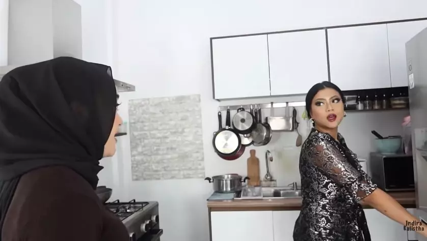 dapur Hanum Mega mungil © YouTube dapur Hanum Mega mungil © YouTube