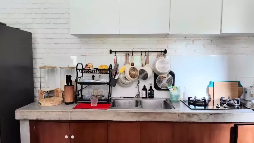 dapur Jennifer Coppen tanpa sekat © YouTube