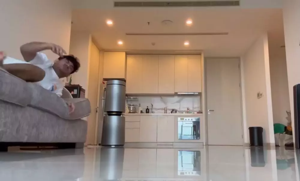 Apartemen baru Keanu Youtube