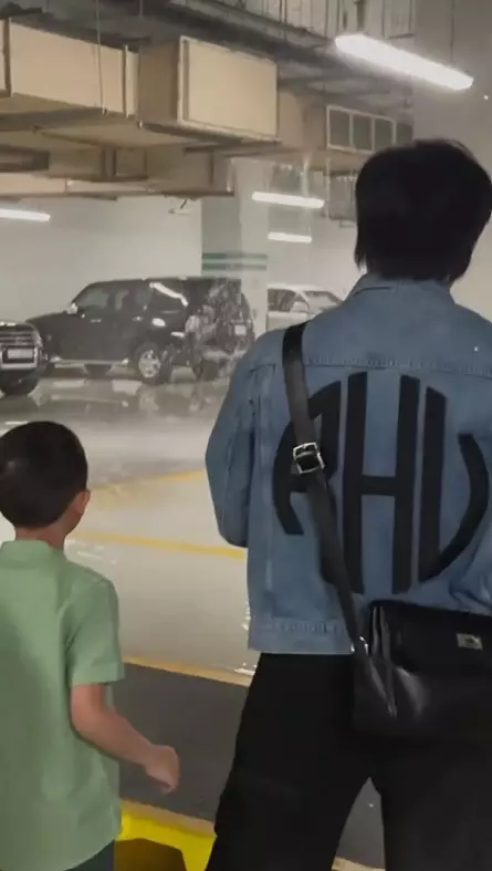 Anang Hermansyah & keluarga sempat terjebak banjir saat di Dubai © 2024 brilio.net