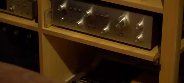 potret kamar tidur Ari Lasso © 2024 brilio.net potret kamar tidur Ari Lasso © 2024 brilio.net