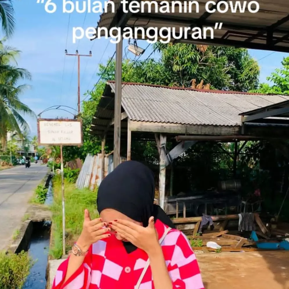 Momen wanita temani pria pengangguran hingga dapat kerja ini malah dapat balasan tak terduga, nyesek