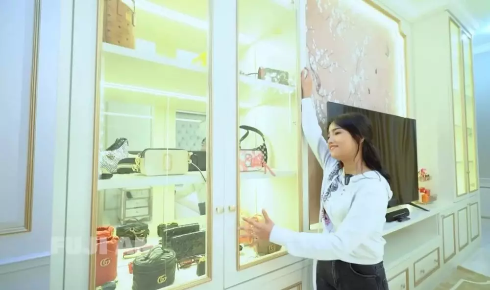 kamar Fuji interiornya mewah © YouTube