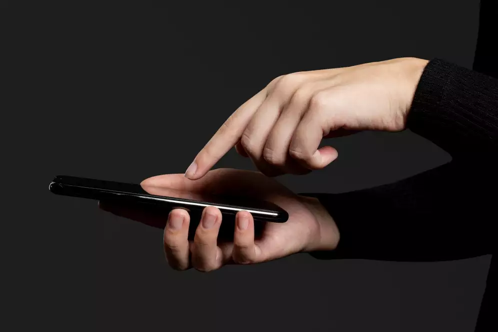 Cara menonaktifkan input layar sentuh di ponsel cerdas untuk mengatasi masalah ketukan tak disengaja