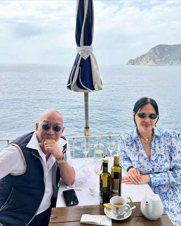 momen Donna Harun dan pasangan yang profesinya mentereng © 2024 Instagram