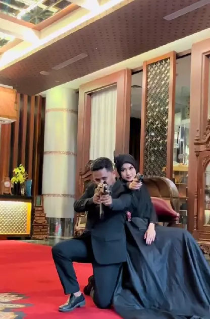 Potret prewedding Mamat Al-Katiri TikTok/@delapanjam_