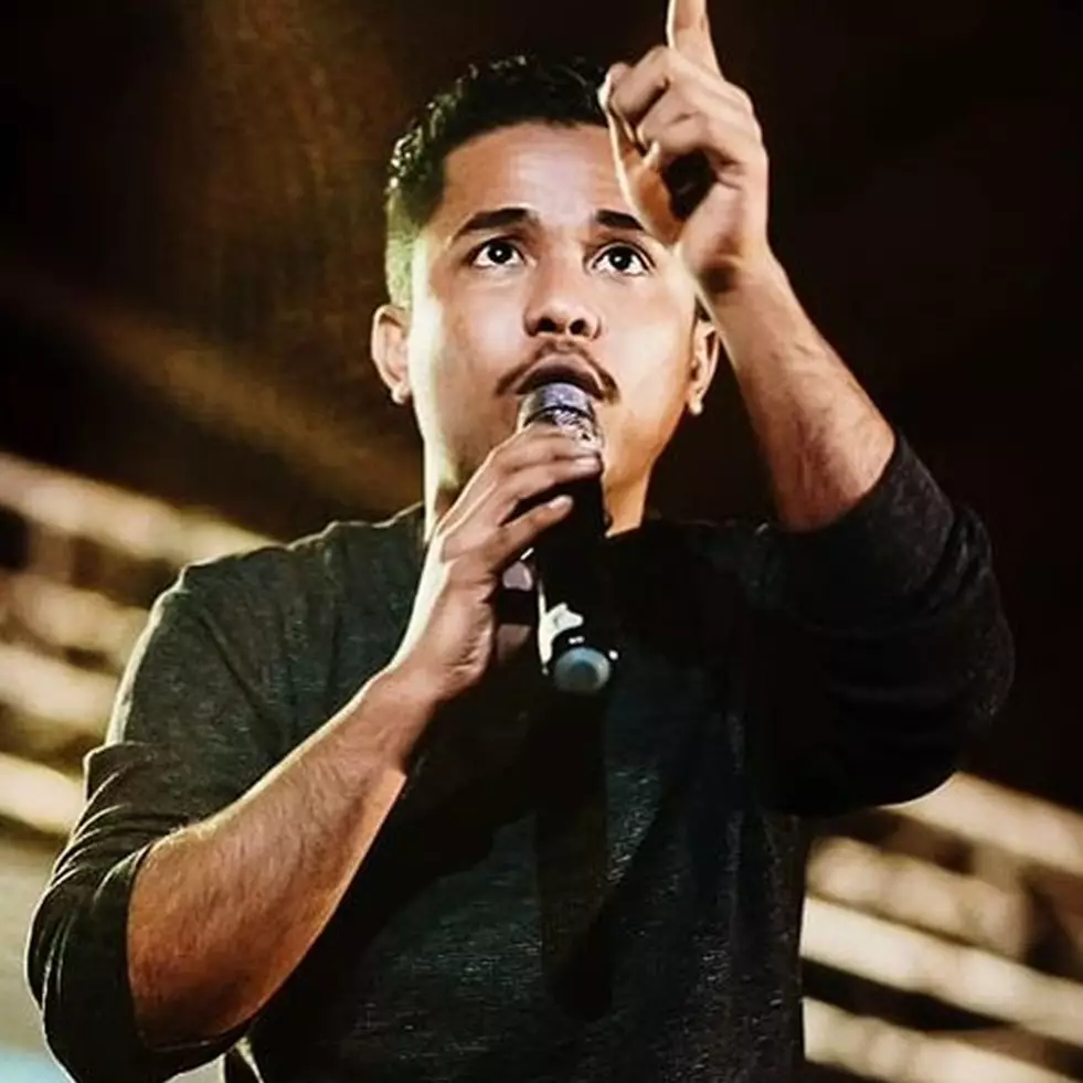 11 Potret prewedding Mamat Alkatiri dan calon istri pakai konsep mafia, aktingnya dapet banget