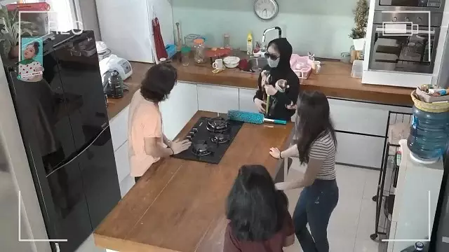 potret tempat memasak bryan domani © YouTube